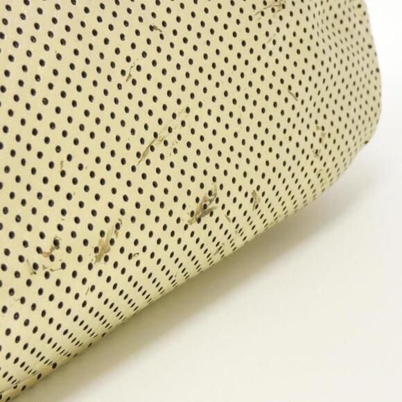 CHANEL Gold Shoulder Bag - Picture 5 of 10